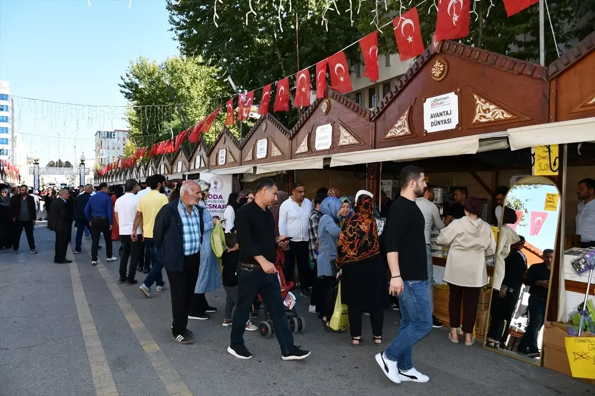 Batman’da Tekstil Fuarı Açıldı