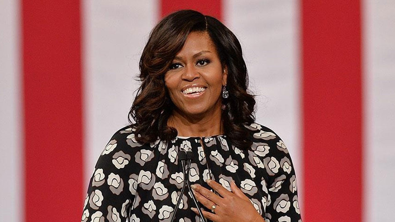 Eski ABD Başkanı Obama’nın eşi Michelle Obama, ülkenin kadın bir başkana hazır olmadığını söyledi