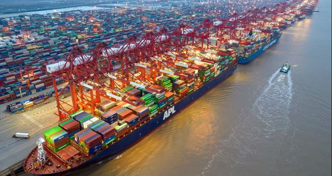 Ülkede savaşa hazırlık hızlandı! Kargo gemilerini bile dönüştürmeye başladılar