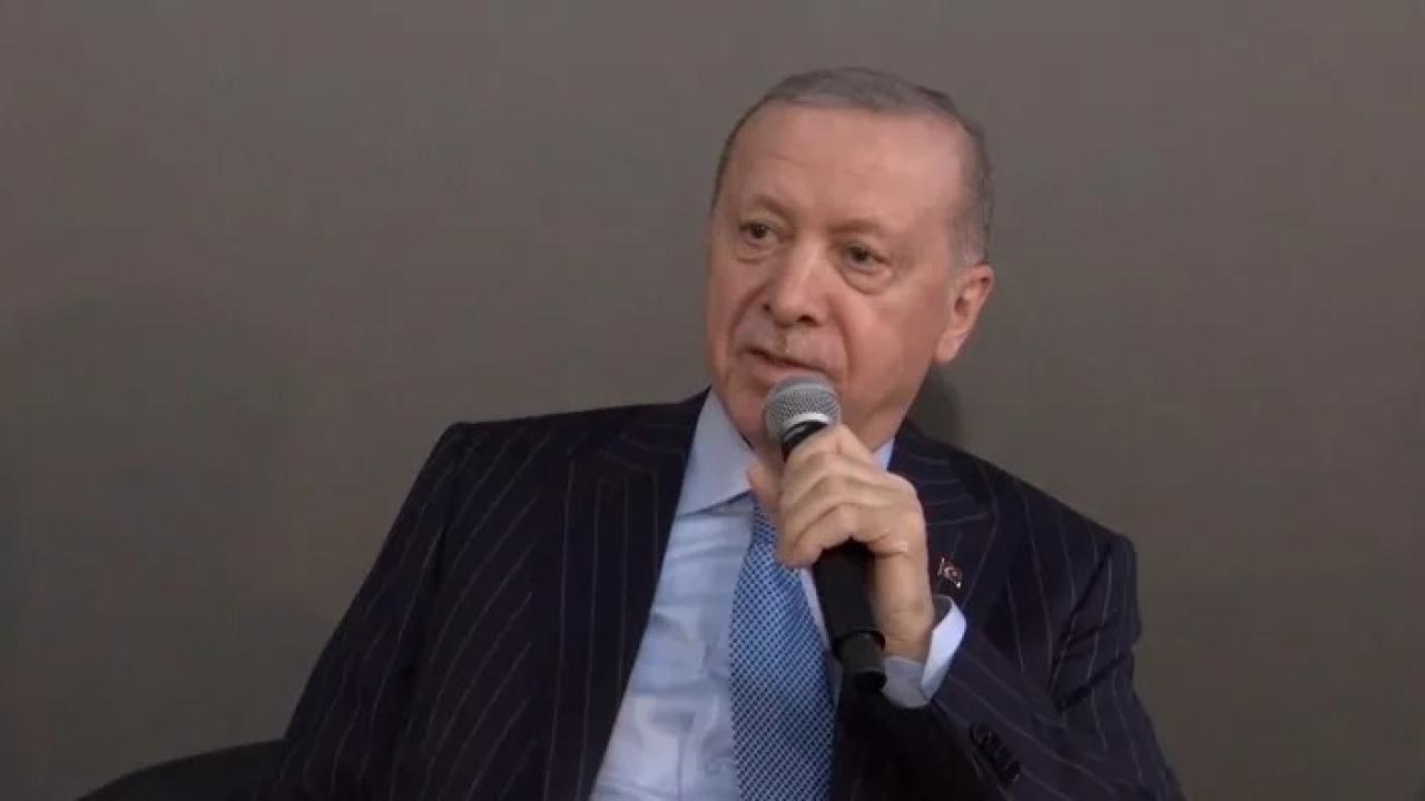 Cumhurbaşkanı Erdoğan gençlerle bir araya geldi