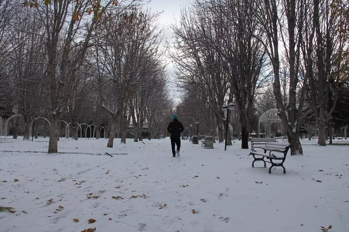 Kayseri’de Kar Yağışı Hayatı Olumsuz Etkiledi