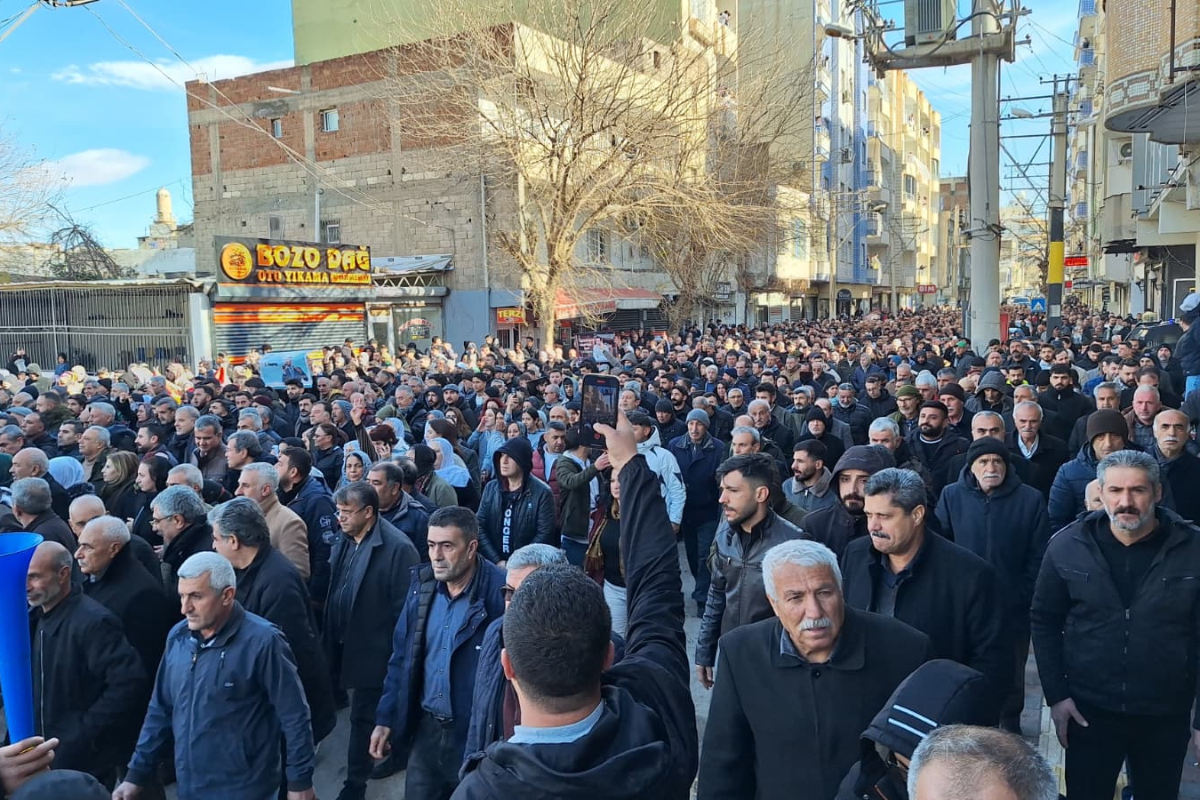 DEM Parti grup toplantısını Mardin’de yaptı: ‘Mutabakata uymayan Şara yönetimidir’