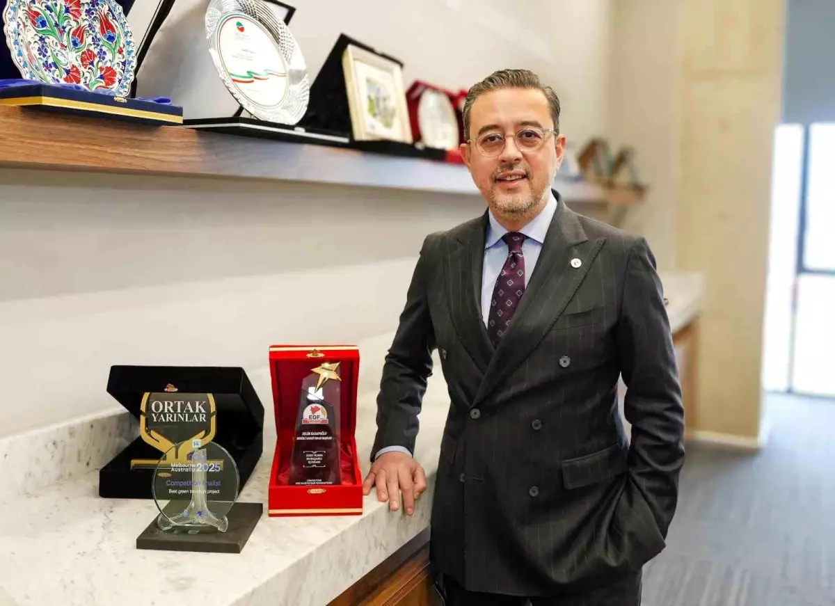 DSO Başkanı Selim Kasapoğlu’na ‘En Başarılı İş İnsanı’ ödülü