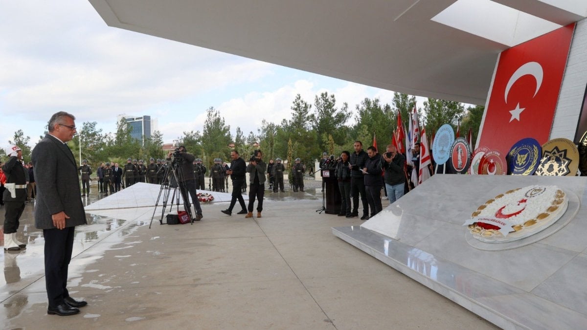 KKTC’nin Kurucu Cumhurbaşkanı Rauf Denktaş için vefatının 14’üncü yılında tören düzenlendi