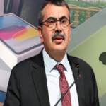 Bakan tekinden gazetecilere tartisma yaratan hediye PHTcFF8d