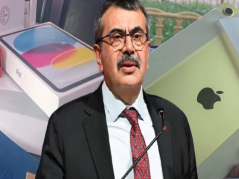 Bakan tekinden gazetecilere tartisma yaratan hediye PHTcFF8d